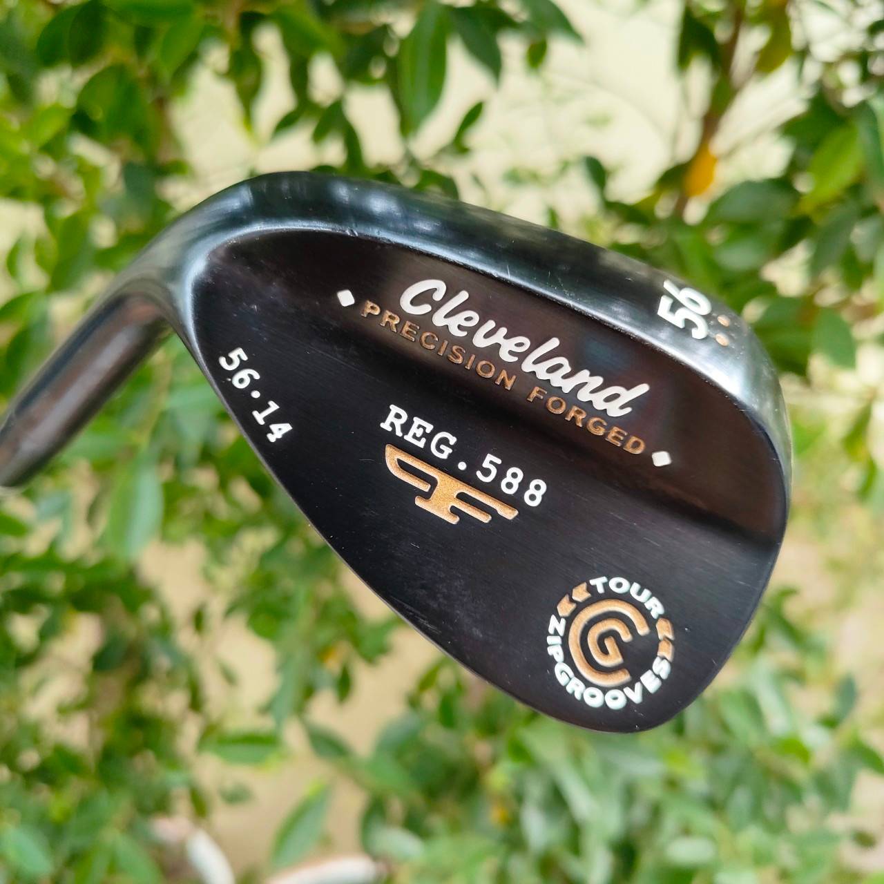 ** ไม้กอล์ฟสำหรับท่านที่ถนัดซ้าย ** WEDGE CLEVELAND REG .588 องศา 56 เบาท์ 14 ก้าน TC TOUR CONCEPT FLEX WEDGE ตัวโหดสุดๆ มือซ้ายหายากมาก ไม้กอล์ฟพรีเมี่ยมมือสอง ของแท้ By NakaraLuxurious