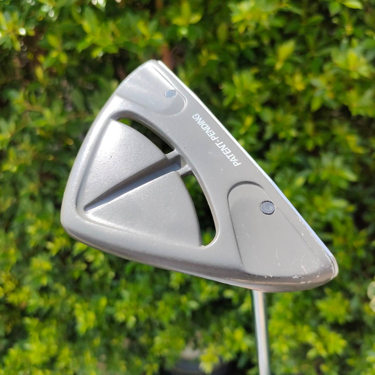 PUTTER TAYLORMADE PATENT-PENDING ความยาว 34 นิ้ว พัตต์แม่นมาก เป็นสามเหลี่ยมยื่นออกไปด้านหลัง ทำให้ HIGH M.O.I. มาก!! ไม้กอล์ฟมือสอง ของแท้ BY NakaraLuxurious