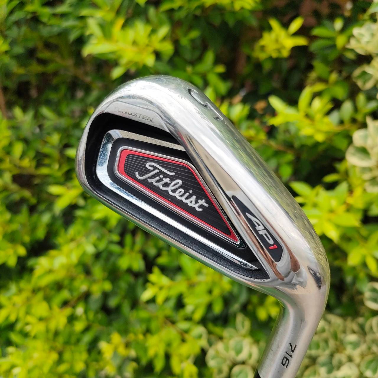 ชุดเหล็ก TITLEIST AP1 716 มีเหล็ก 5-9 เเละ PW SW ก้าน N.S.PRO 950 GH FLEX S สุดนี้สภาพสวยเดิม กริพใส่ GOLF PRIDE รุ่น กึ่งผ้าใบ ชิ้นละ 690 บาท ตอนนี้ ใบสภาพสวยมาก ก้านก็ดีมากทั้งชุด ตัว MADE IN JAPAN รุ่น 716 ตีดีมากกก ราคานี้ถูกที่สุดแน่นอน จองด่วนที่สุด