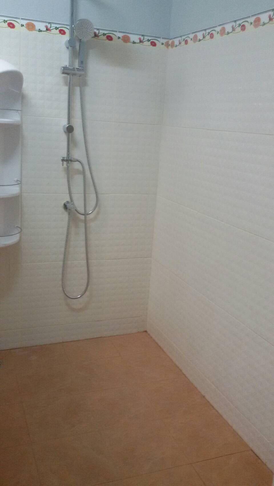 งาน ปรับปรุงซ่อมแซม ห้องน้ำใหม่ บ้าน อ.เย็น รร.อัสสัมชัญ