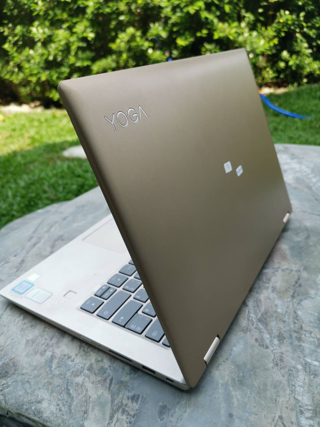 โน้ตบุ๊ค Notebook Lenovo YOGA520 (i3-7130U/4GB/M.2 128GB)+Adapter+กระเป๋า คีย์บอร์ดไม่ติดบางปุ่ม ขอบแตก
