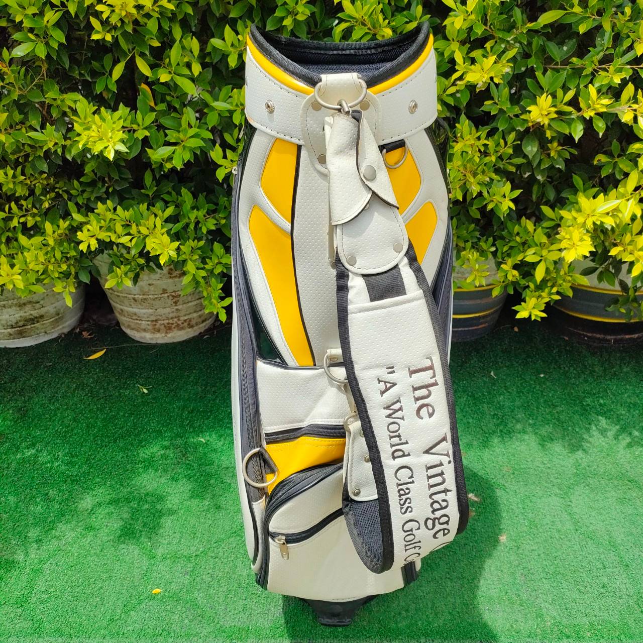 ถุงกอล์ฟ THE VINTAGE CLUB มือสอง ถุง TOUR ใบใหญ่ วัสดุหนังอย่างดี ช่องเก็บของเยอะ มือสอง ของแท้ BY NakaraLuxurious