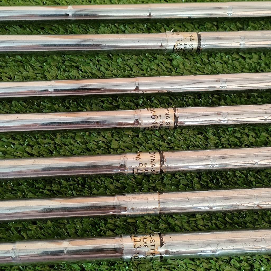 ชุดเหล็ก WILSON RADIUS SOLE 1200 GE มีเหล็ก 5-9 เเละ PW SW