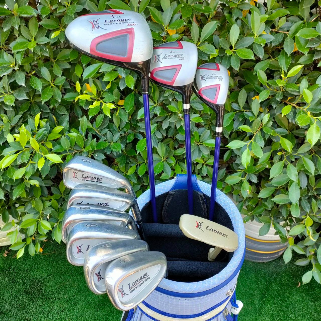 FULLSET LAROUGE FORGED ทั้งชุดประกอบด้วย หัวไม้ 1 ,4 ,7 ก้าน LAROUGE FLEX SR