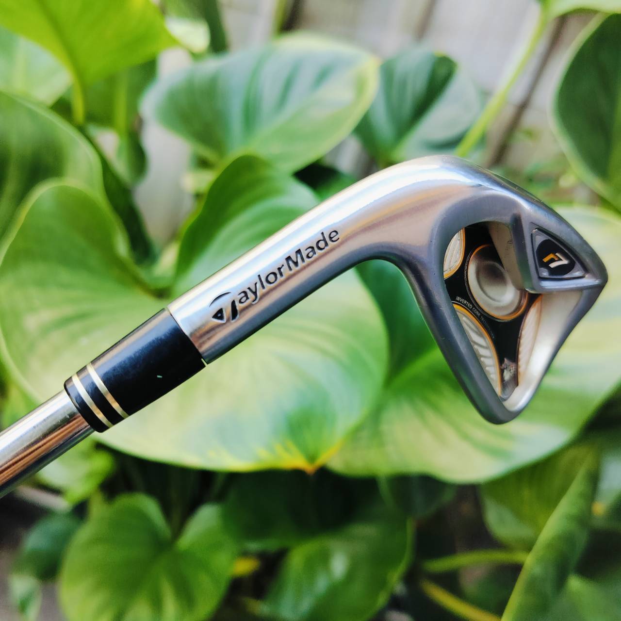 ** ไม้กอล์ฟมือซ้าย ** สวยมาก ชุดเหล็ก TAYLORMADE r7 TP มีเหล็ก 3-9 เเละ PW ครบค่ะ ก้าน NS PRO 950 FLEX R สติ๊กเกอร์ TP สวยครบชุดเลยค่ะ ไม้กอล์ฟพรีเมี่ยมมือสอง ของแท้ By NakaraLuxurious