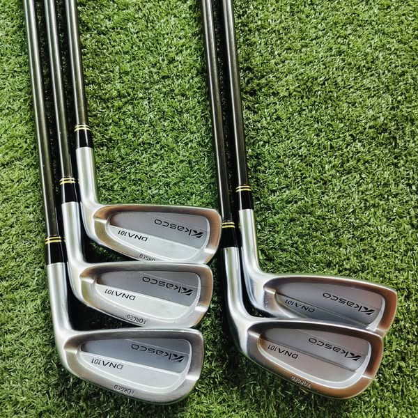 ลดราคาพิเศษ!!! ชุดเหล็ก KASCO DNA101 FORGED ก้าน กราไฟต์ FLEX S ก้านเบาแต่แม่นยำ ไม้กอล์ฟพรีเมี่ยมมือสอง ของแท้ By NakaraLuxurious