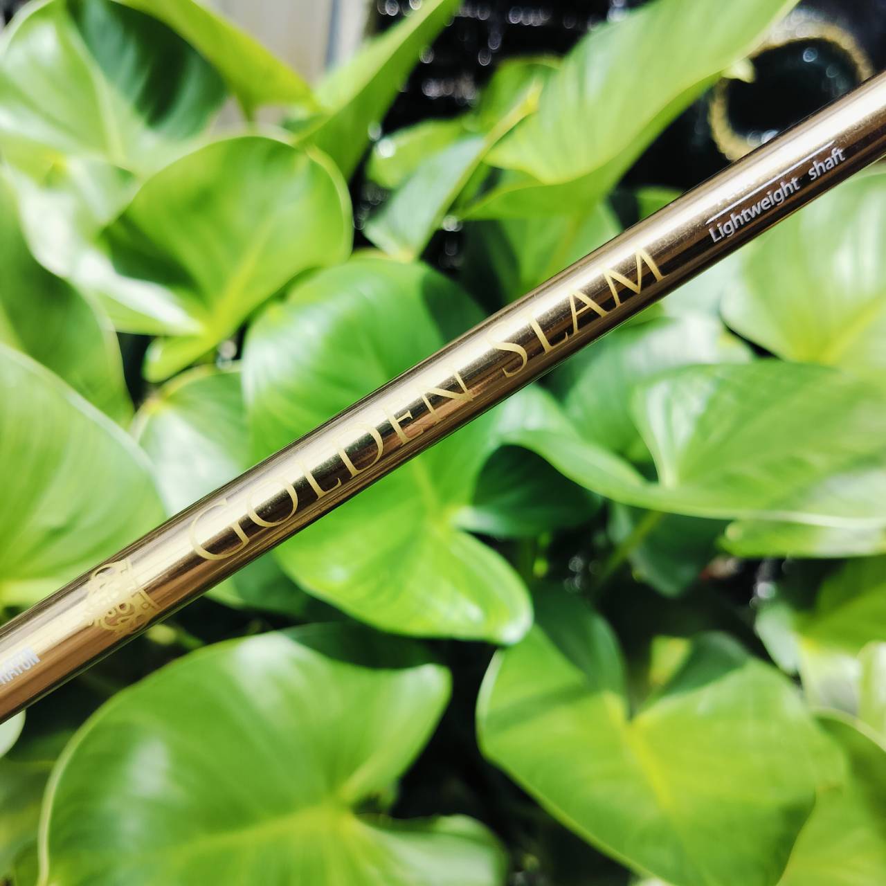 Driver GIGA Golden Slam Hi7 FORCE หน้าคัพไทเทเนียมแรงผลักสูงสุด!!! หน้าเด้งแบบจัดๆ ตีไกลแบบขีดสุด สภาพสวยมาก มาพร้อม COVER แท้เดิม ไม้กอล์ฟพรีเมี่ยมญี่ปุ่นมือสอง ของแท้ By NakaraLuxurious
