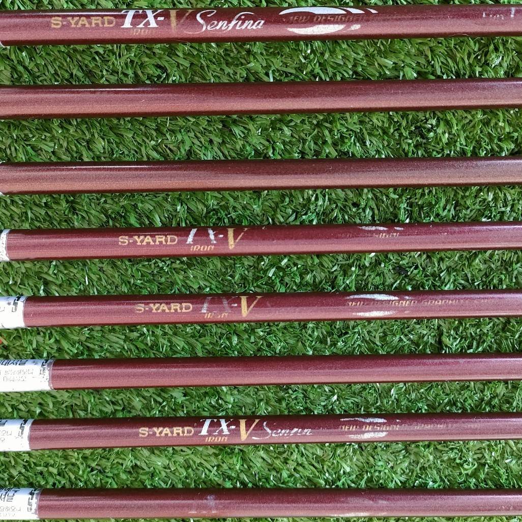 ** ไม้กอล์ฟสำหรับผู้หญิง ** ชุดเหล็ก S-YARD TX-VSENFINA มีเหล็ก 5-9 เเละ PW AW SW ก้าน S-YARD TX-V FLEX L ** เหล็ก 5 ชุดนี้ สติ๊กเกอร์หลุดค่ะ ** เหล็ก S-YARD คุณภาพสูงและหายาก ไม้กอล์ฟมือสอง ของแท้ BY NakaraLuxurious