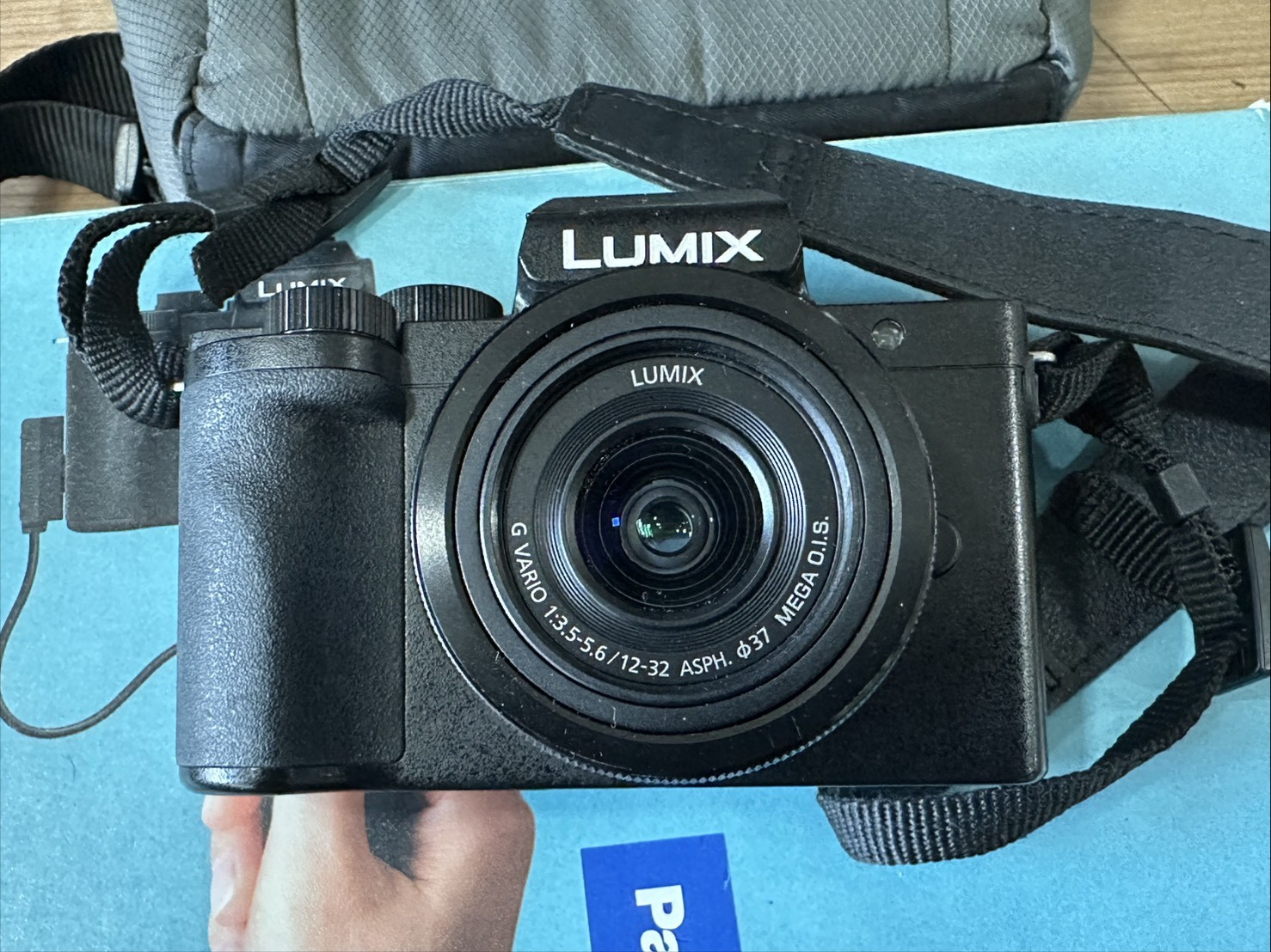 กล้อง Lumix DC-G100 + ขาตั้ง + กระเป๋า
