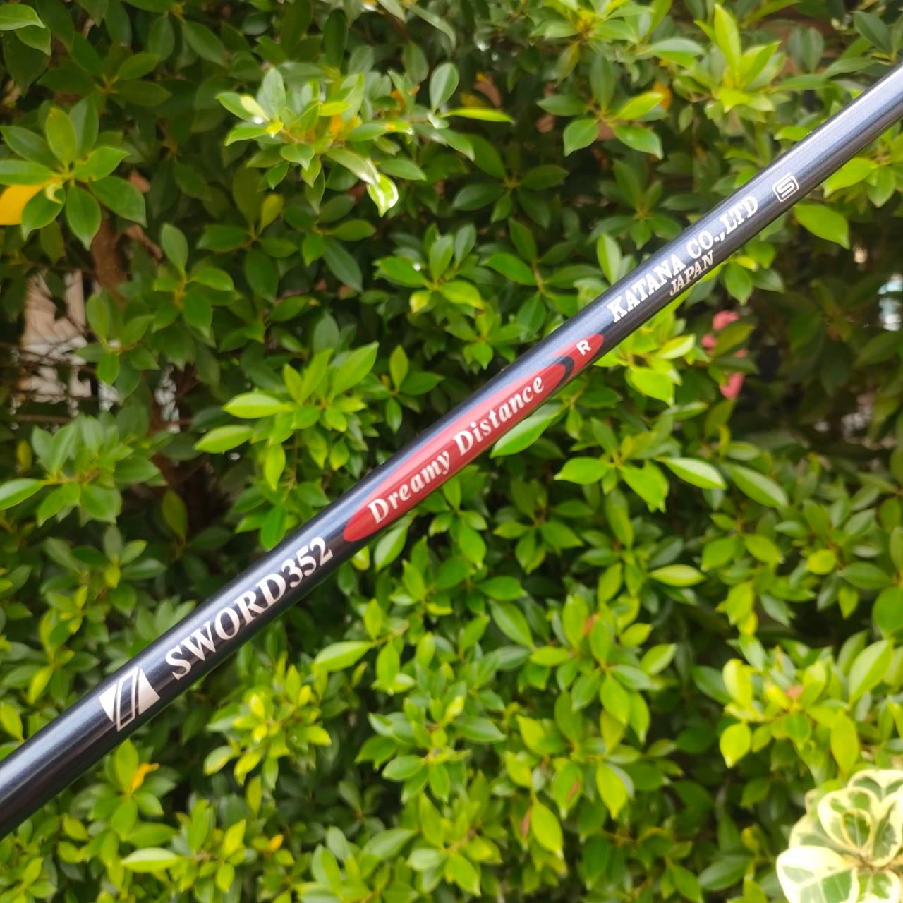 ชุดเหล็ก KATANA SWORD AX500 มีเหล็ก 5 - 9 เเละ PW AW SW ก้าน SWORD 352 DREAMY DISTANCE FLEX R เป็นชุดเหล็กพรีเมี่ยมญี่ปุ่นที่หน้าเด้งมาก!! ไม้กอล์ฟมือสอง ของแท้ BY NakaraLuxurious