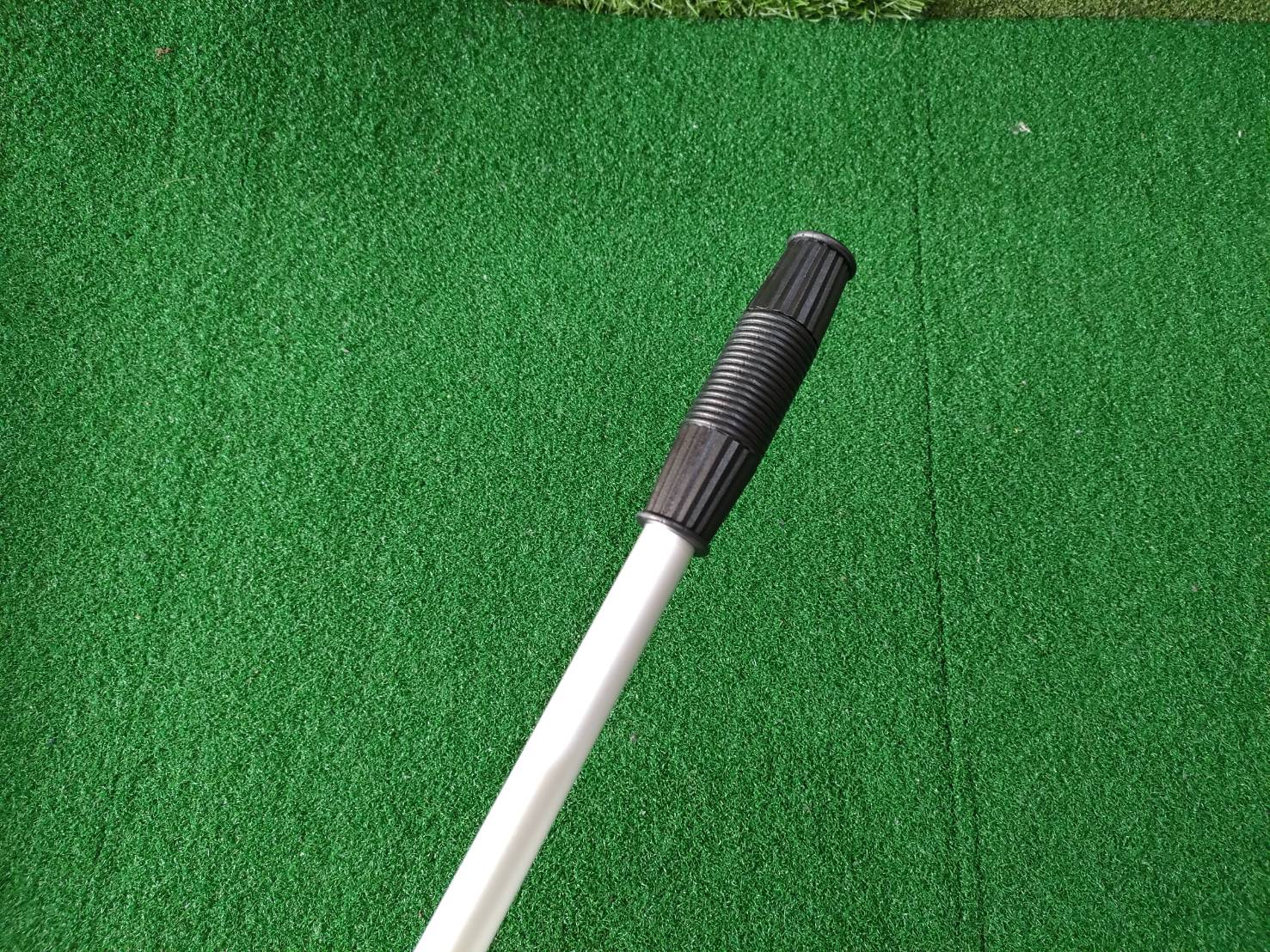 อุปกรณ์เก็บลูกกอล์ฟ LQQ002