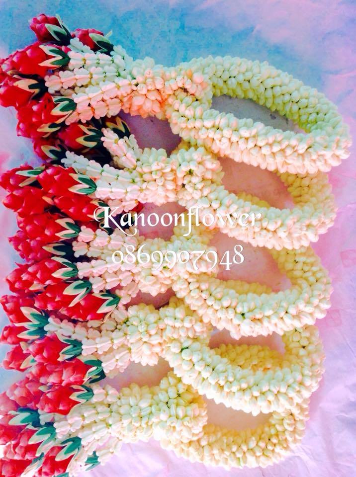 พวงมาลัยวันเเม่