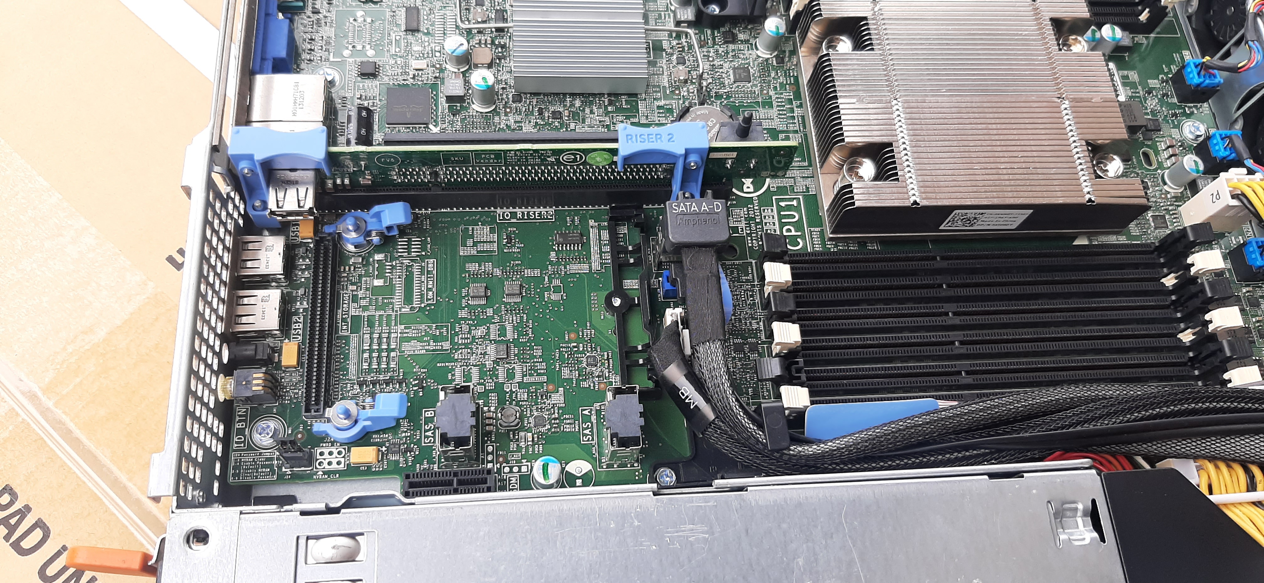 Server Dell R420 มือสอง มีประกันร้าน ดูแลดี (E5-2407 x2 Ram32GB SSD240GB x3 Power x2)