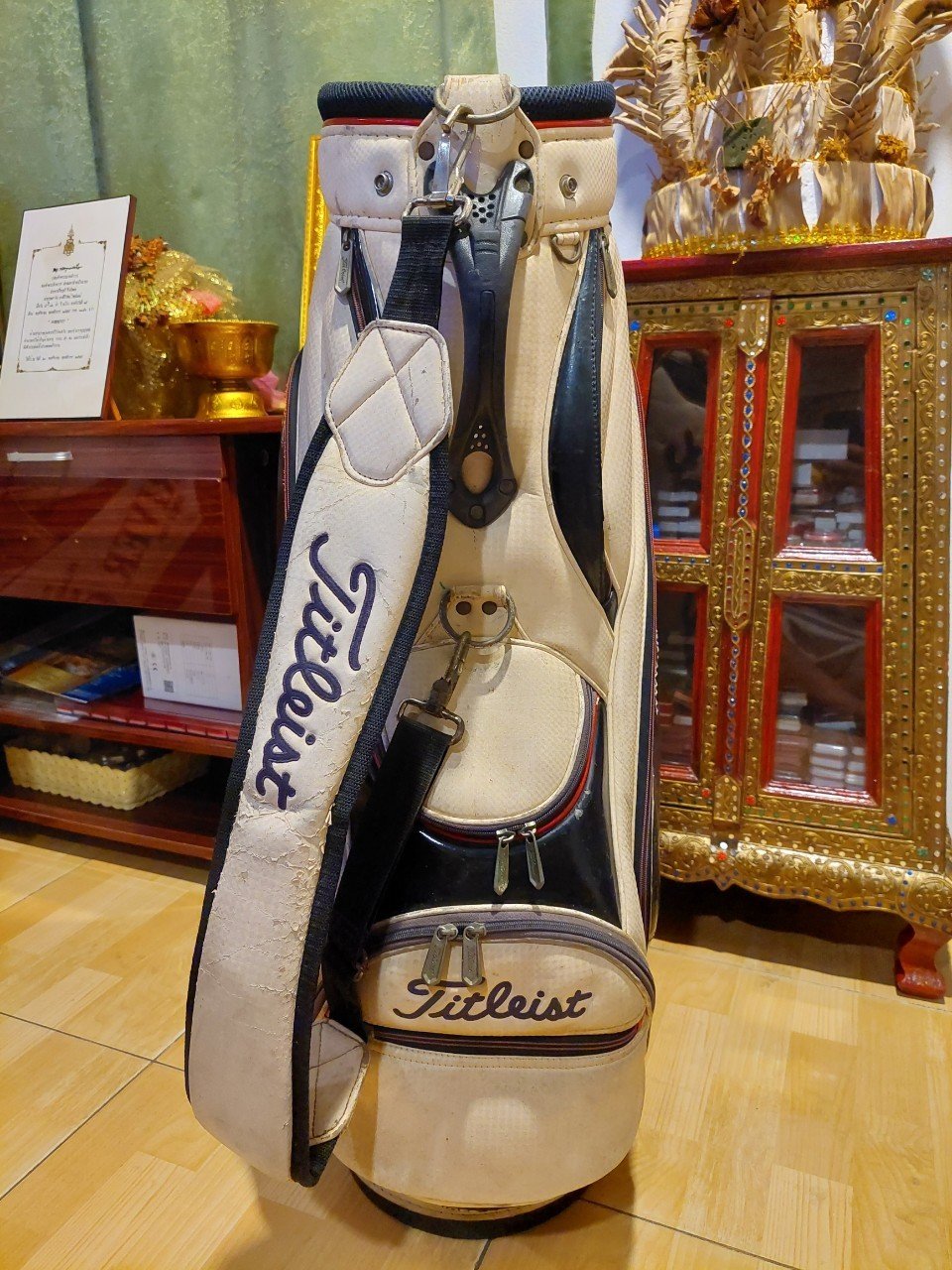 ถุงกอล์ฟ Titleist *มีตำหนิ