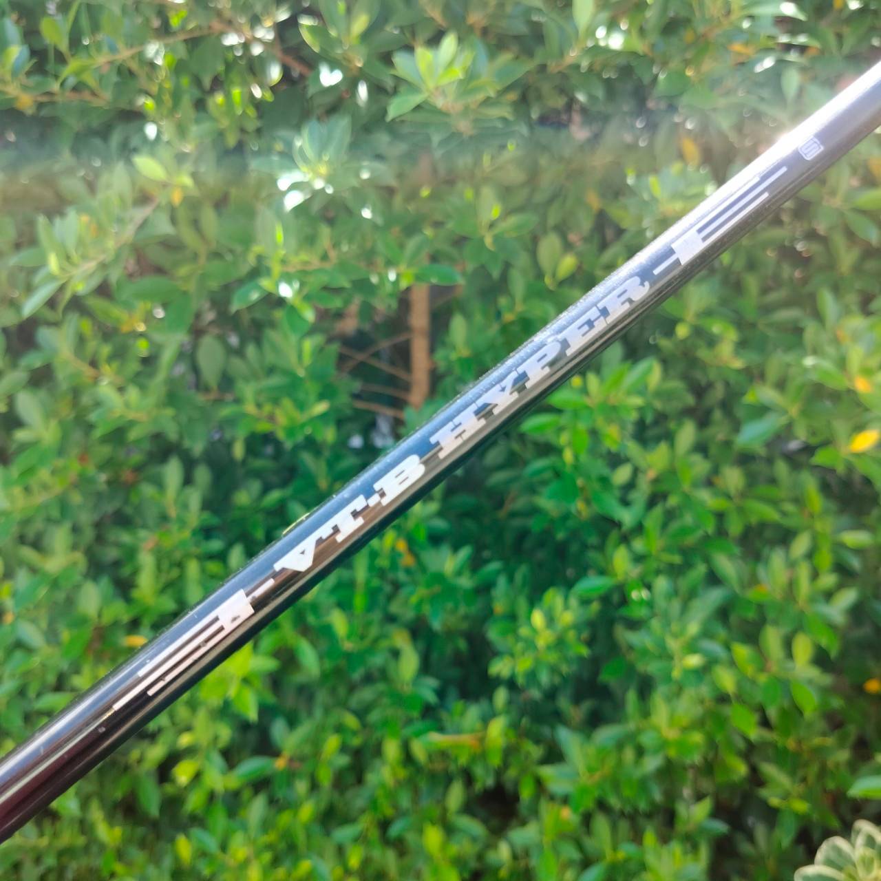 ชุดเหล็ก HI-101 ACCURACY มีเหล็ก 7-9 เเละ PW AW ก้าน VTB HYPER FLEX R เหล็กกึ่งไฮบริด เน้นตีง่าย ไกล และตรง ระยะจะมากกว่าเหล็กทั่วไปประมาณ 1 เหล็ก สภาพสวยเดิมๆ ไม้กอล์ฟมือสอง ของแท้ BY NakaraLuxurious