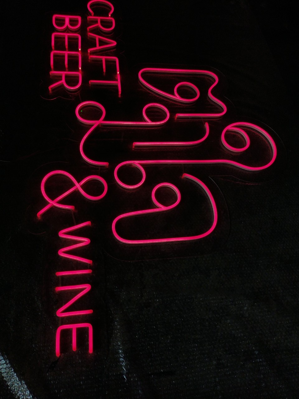 ไฟนีออน เฟค