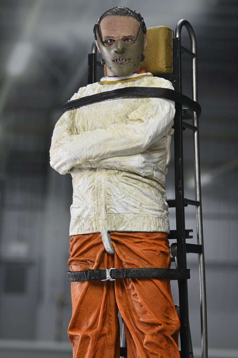 [สั่งจอง] Neca - Dr. Hannibal Lecter (Masked) 7" scale