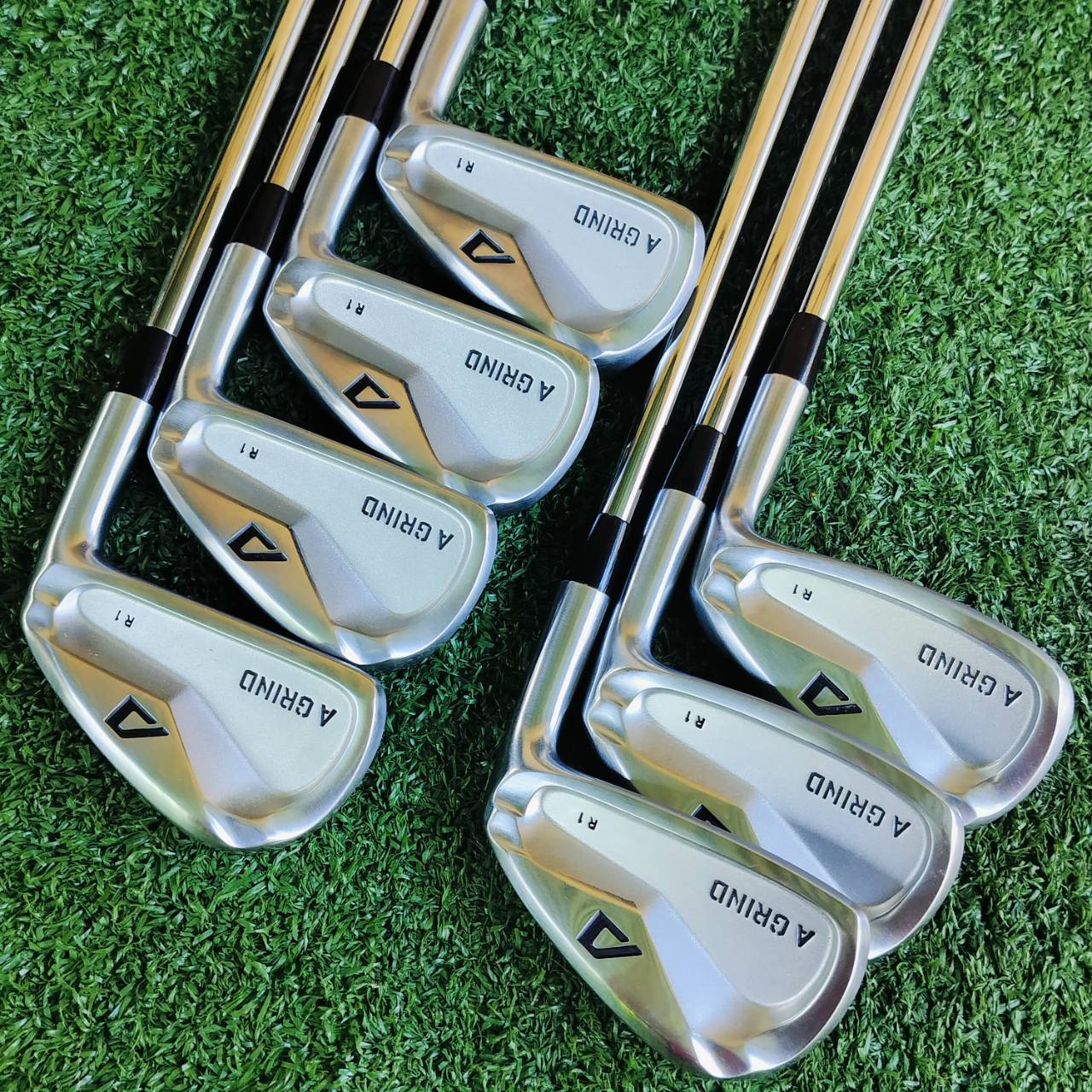 ชุดเหล็ก A Grind R1 ก้าน PROJECT X 95 FLIGHTED 5.5 เหล็ก FORGED พรีเมี่ยม จาก KOBE JAPAN หายากมาก ตีนุ่มจัด และมี CAVITY ตีง่าย ให้สปินได้ดี สภาพสวยนางฟ้าเลยค่ะ ไม้กอล์ฟพรีเมี่ยมญี่ปุ่นมือสอง ของแท้ By NakaraLuxurious