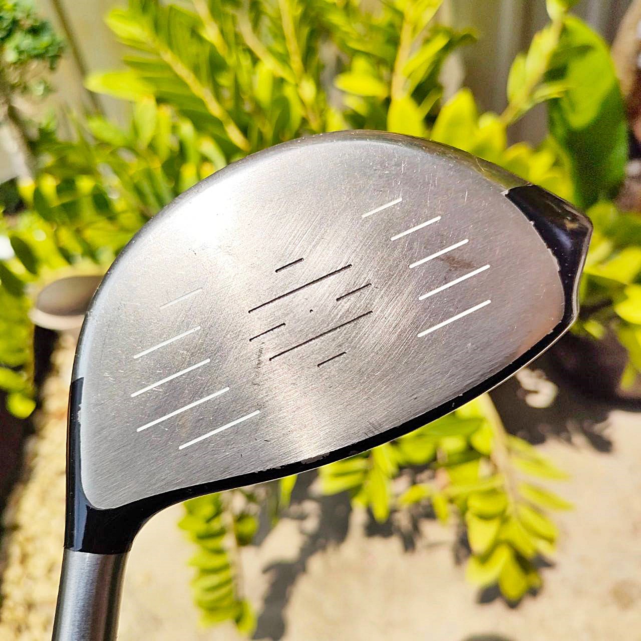 DRIVER TAYLORMADE BURNER องศา 9.5 ก้าน DIAMANA FLEX R ก้านโม ตีให้ตีลูกลอยง่าย ได้ระยะไกลแบบสุดๆ ตรงมาก ชดเชยความผิดพลาดสูงขึ้นมาก กระดองเคฟล่า น้ำหนักเบา ไม้กอล์ฟพรีเมี่ยมมือสอง ของแท้ By NakaraLuxurious