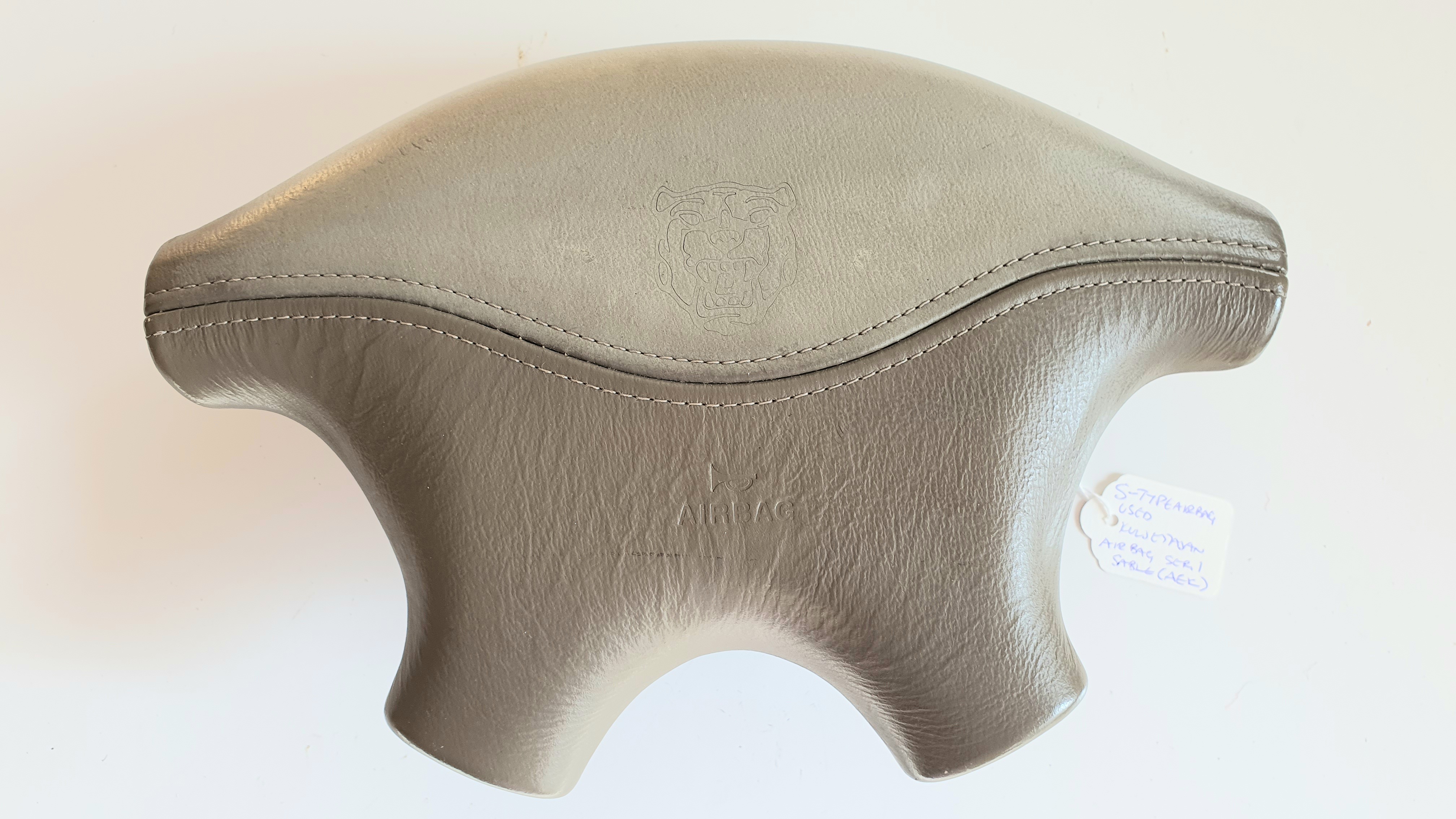 Kuljettajan airbag S-Type ser.1 SABLE (AEK) Käytetty =50e