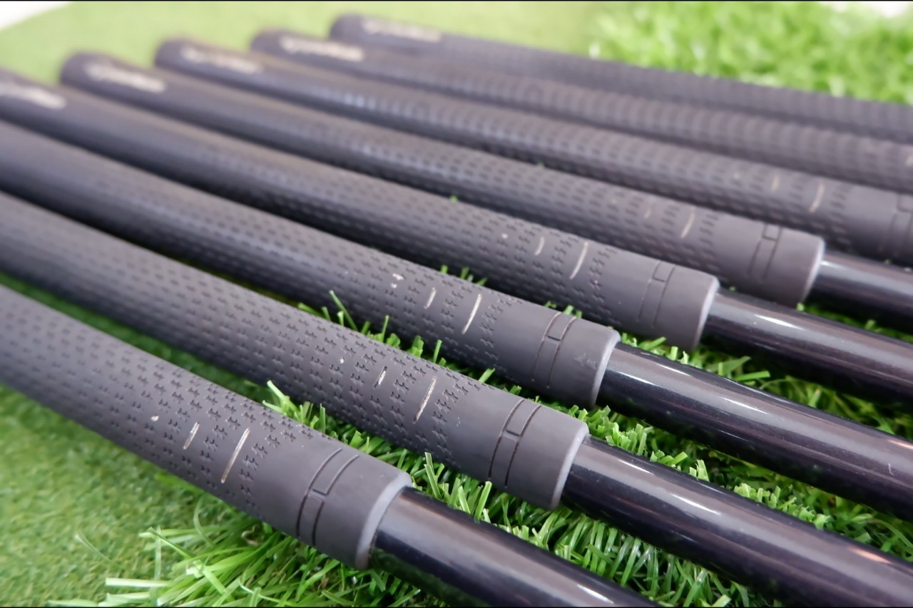 IRON SET Taylormade 320