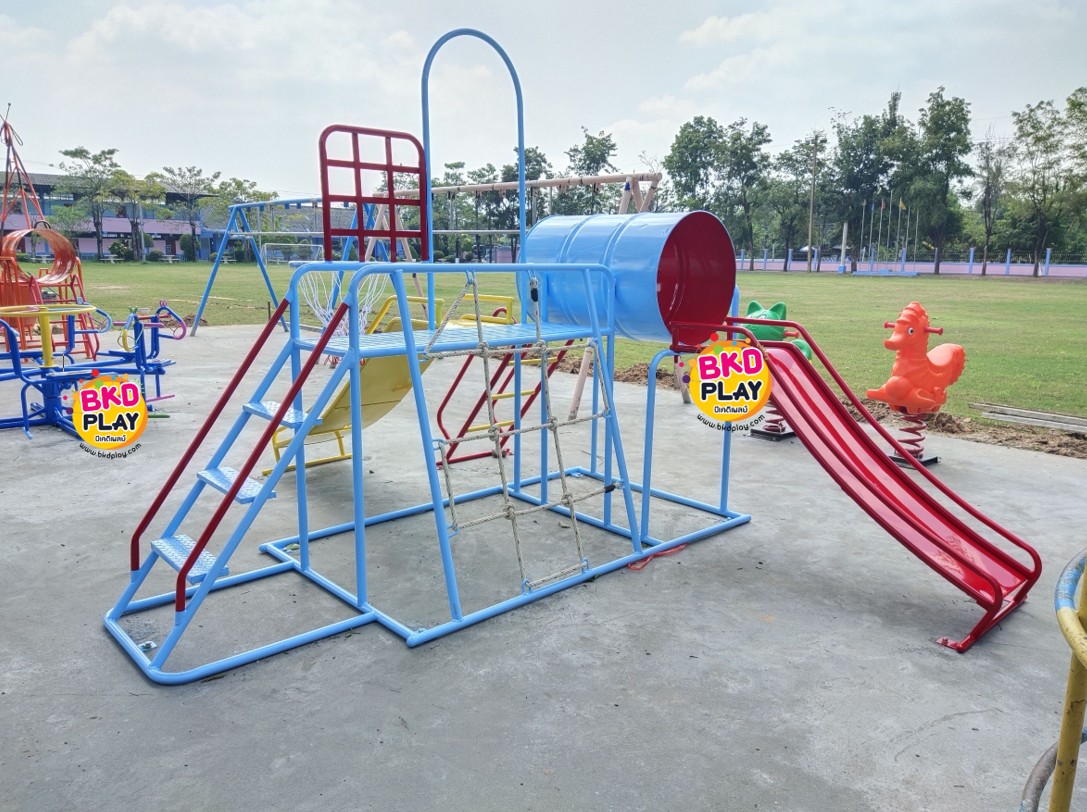 เครื่องเล่นสนามชุดรวมD ประกอบด้วยสไลเดอร์ปีนป่ายแป้นบาสและถังลอด, เครื่องเล่นสนามกลางแจ้ง , เครื่องเล่นสนามเหล็ก, ของเล่น, OutdoorPlayground,สนามเด็กเล่น,เครื่องเล่นงบสพฐ.ประชารัฐ ราคาโรงงาน