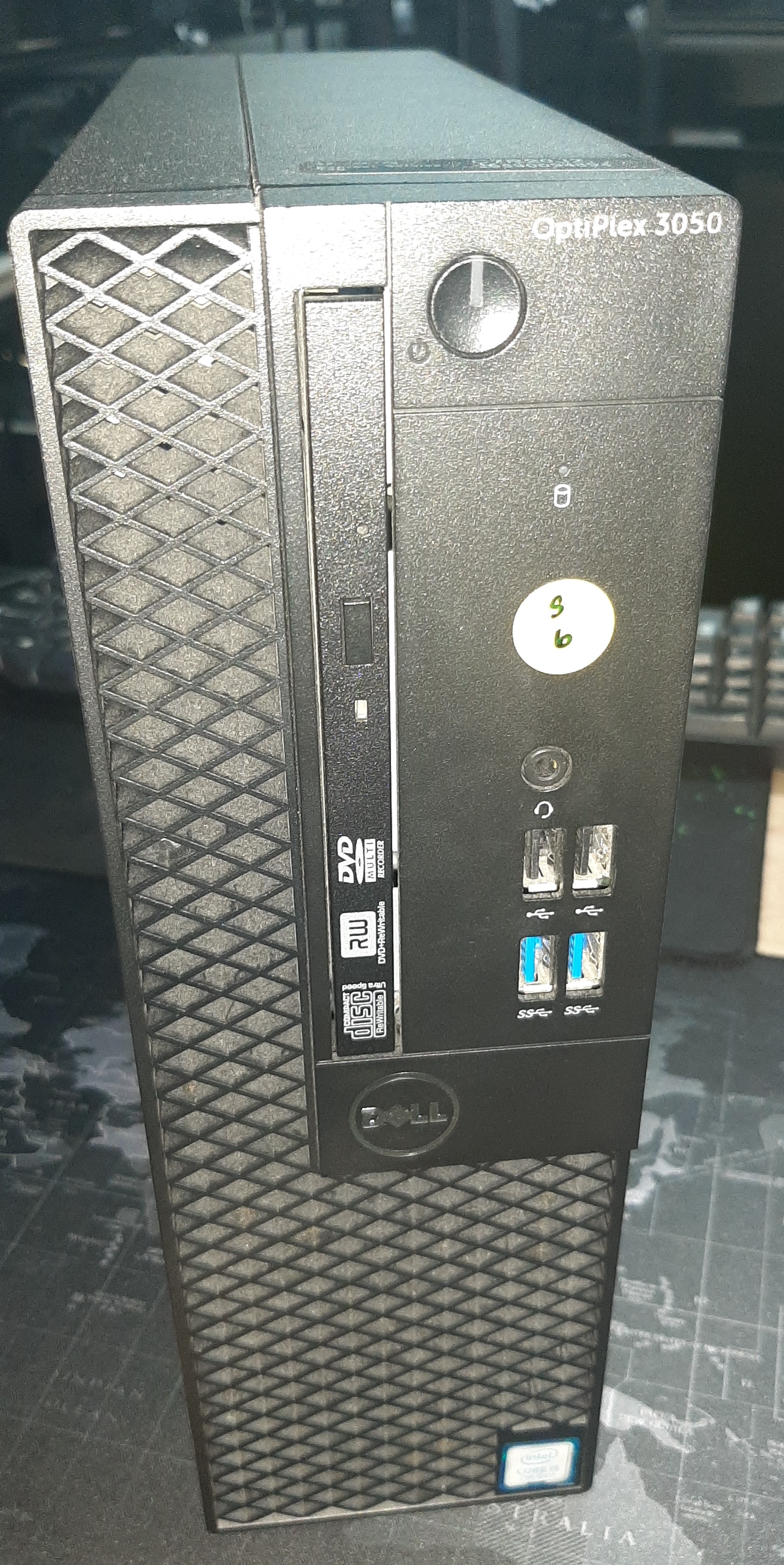Dell optiplex 3050 SFF (CPU : i5-7500 Ram : 8 GB SSD : M.2 240 GB HDD : 1 TB)