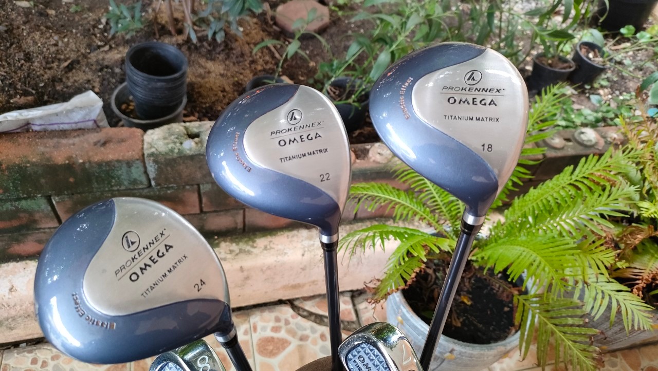 ไม้กอล์ฟครบชุด PROKENNEX สำหรับผู้หญิง
