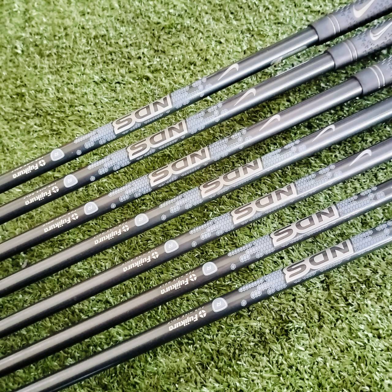 **ขาดเหล็ก 8** 🏌️ ชุดเหล็ก NIKE NDS มีเหล็ก 4 5 6 7 9 PW SW ก้านกราไฟต์ FUJIKURA FLEX R สภาพสวยมาก เดิมๆเลยครับ ไม้กอล์ฟพรีเมี่ยมมือสอง ของแท้ By NakaraLuxurious