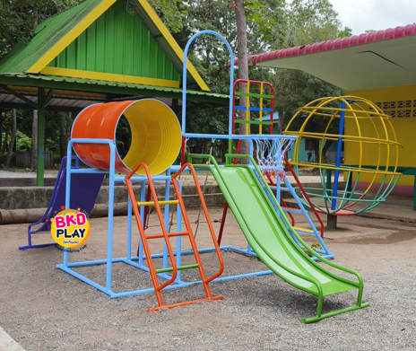เครื่องเล่นสนามชุดรวมD ประกอบด้วยสไลเดอร์ปีนป่ายแป้นบาสและถังลอด, เครื่องเล่นสนามกลางแจ้ง , เครื่องเล่นสนามเหล็ก, ของเล่น, OutdoorPlayground,สนามเด็กเล่น,เครื่องเล่นงบสพฐ.ประชารัฐ ราคาโรงงาน
