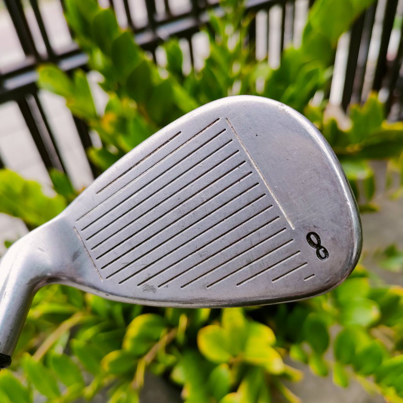 เหล็ก 8 Callaway STEEL HEAD X-14 เป็นเหล็กที่ตีง่าย และขนาดใบกำลังดี ก้านเสียบทะลุ ตีลอยง่าย ได้ฟีลลิ่ง ไม้กอล์ฟพรีเมี่ยมมือสอง ของแท้ By NakaraLuxurious