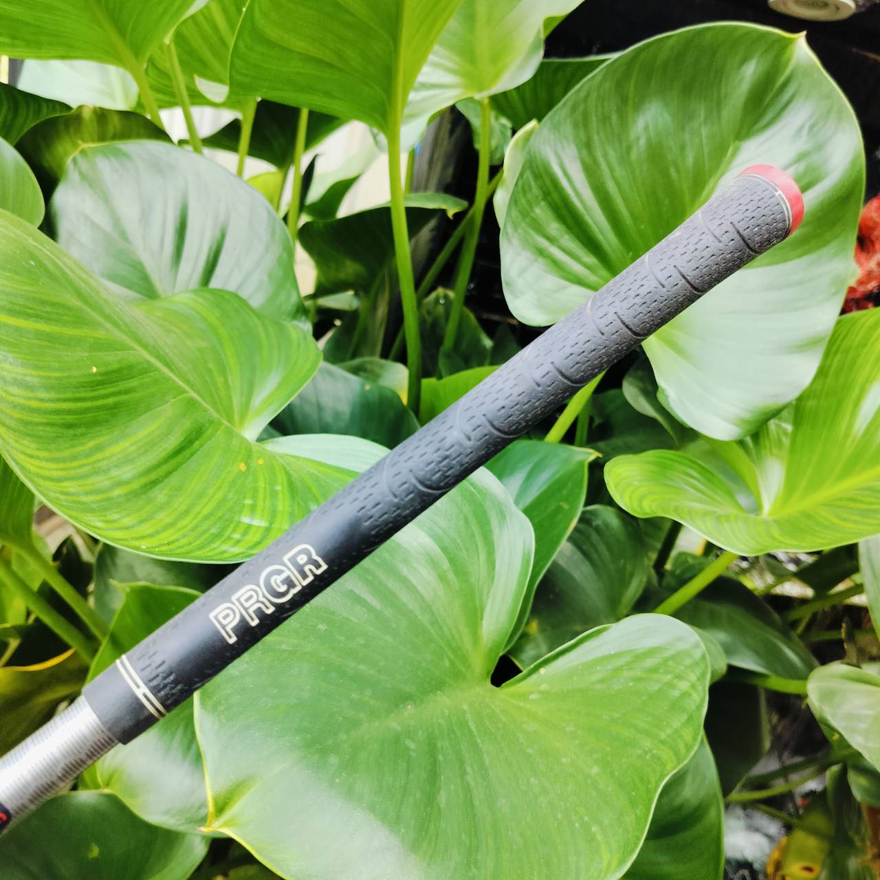 FW5 PRGR ID HIT องศา 18 ก้าน M-43 สุดยอดพรีเมี่ยมญี่ปุ่น มีการใช้วัสดุทังสเตนที่มีราคาแพง เพื่อนำว่าใช้สร้าง CG ที่ดีที่สุด ไม้กอล์ฟพรีเมี่ยมมือสอง ของแท้ By NakaraLuxurious
