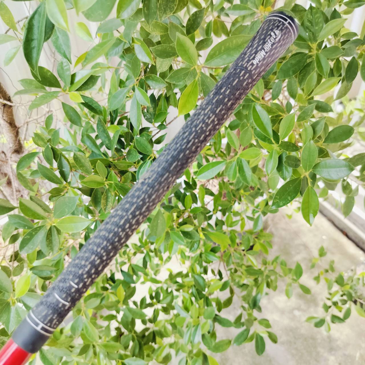 Driver Taylormade R580 XD องศา 10.5 หัวใหญ่ที่สุดในซีรี่ สวีตสปอตกว้างมาก รุ่น XD เป็นรุ่นหน้าเด้ง ตีง่ายและตีไกล ก้าน FUJIKURA SPEEDER TM55 FLEX R ไม้กอล์ฟมือสอง ของแท้ BY NakaraLuxurious