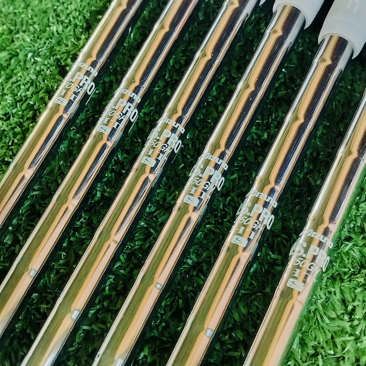ชุดเหล็ก MIZUNO JPX900 GRAIN FLOW FORGED 1025 BORON ความรู้สึกนุ่มนวลที่แสนพิเศษไม่เหมือนใคร ไม้กอล์ฟพรีเมี่ยมมือสอง ของแท้ By NakaraLuxurious