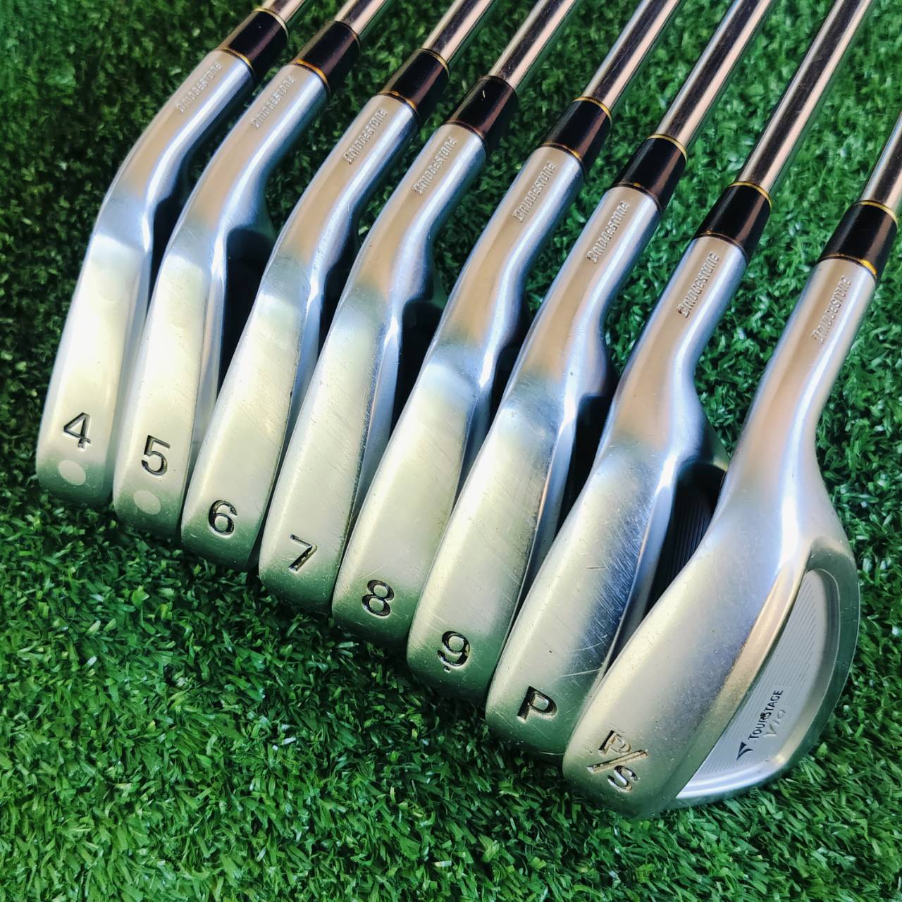 ชุดเหล็ก TOURSTAGE VIQ SUPER PREMIUM FORGED JAPAN มีเหล็ก 4 5 6 7 8 9 PW AW ก้าน NS PRO 950 WEDGE FLOW FLEX R ก้านดีอย่างมาก เหล็กเบา ตีไกล และตีแม่นยำอย่างมาก ไม้กอล์ฟพรีเมี่ยมมือสอง ของแท้ By NakaraLuxurious