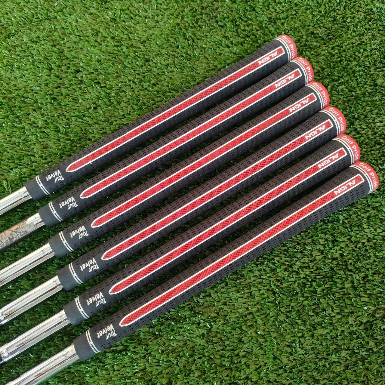 ชุดเหล็ก NIKE SLINGSHOT TOUR มีเหล็ก 5-9 เเละ PW ก้าน DYNAMIC GOLD SL R300