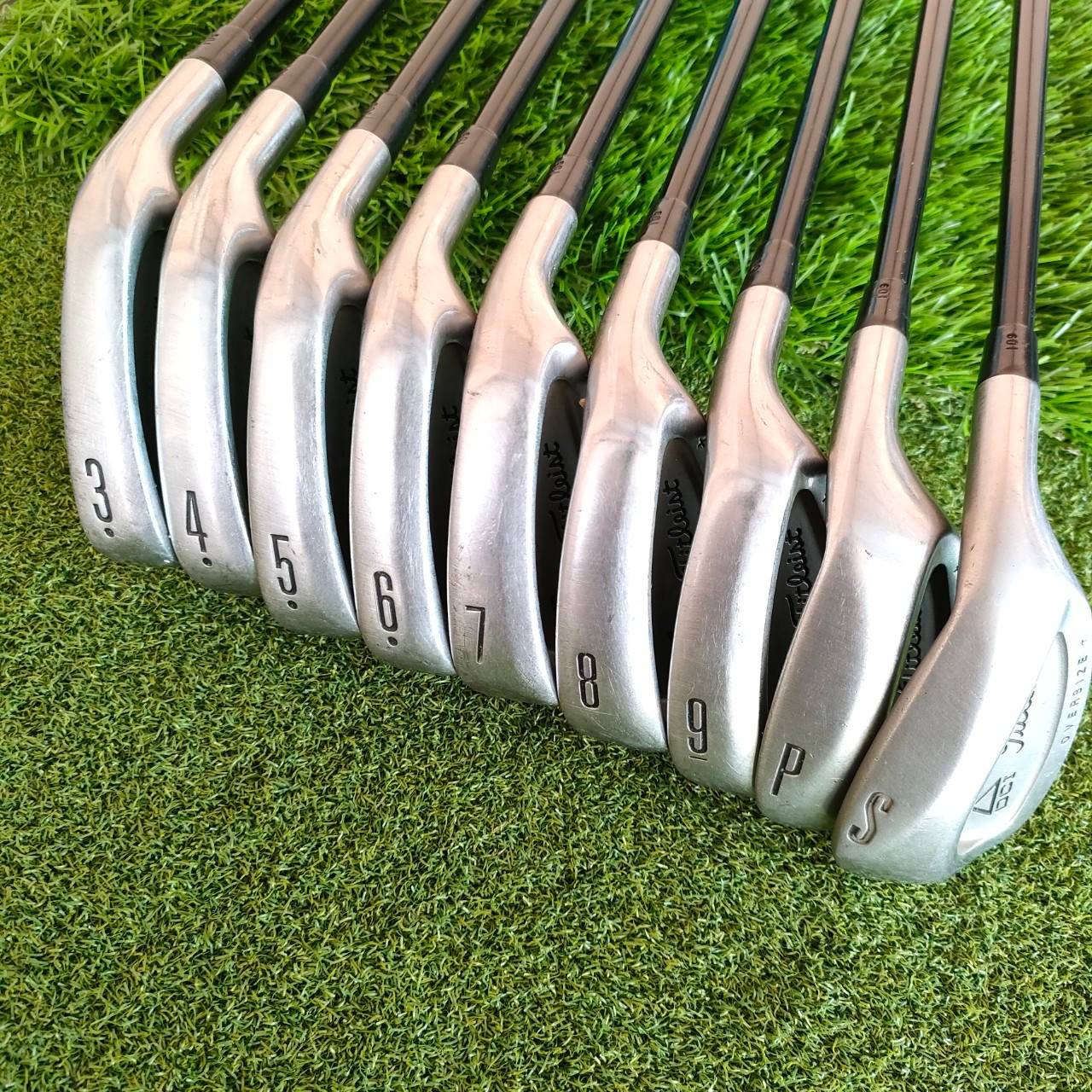 ชุดเหล็ก TITLELIST OVERSIZE DCI มีเหล็ก 3-9 PW SW ได้ทั้งหมด 9 ชิ้น ก้าน TITLELIST TRISPEC OS+ FLEX S ใบใหญ่ตีง่าย รุ่นดังมากๆของ Titleist