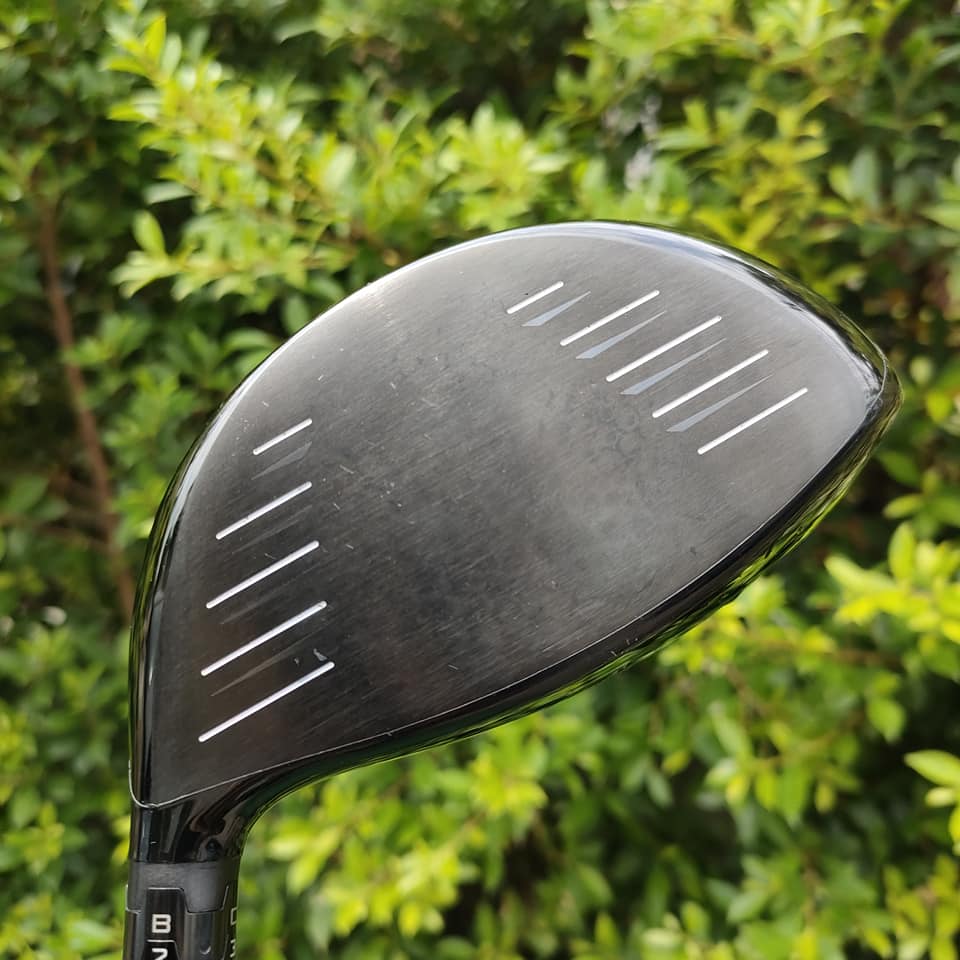 DRIVER TITLEIST 915 D3 องศา 9.5 ก้าน SPEEDER MOTORE FLEX S ตีมันส์ระเบิดเลยครับ หน้ายืดยุบมากๆ และก้าน FUJIKURA ด้วย ทั้งไกล ไขปรับได้แบบสุดๆ ตีสนุกมากครับ ราคาพิเศษสุดพลาดไม่ได้!!!