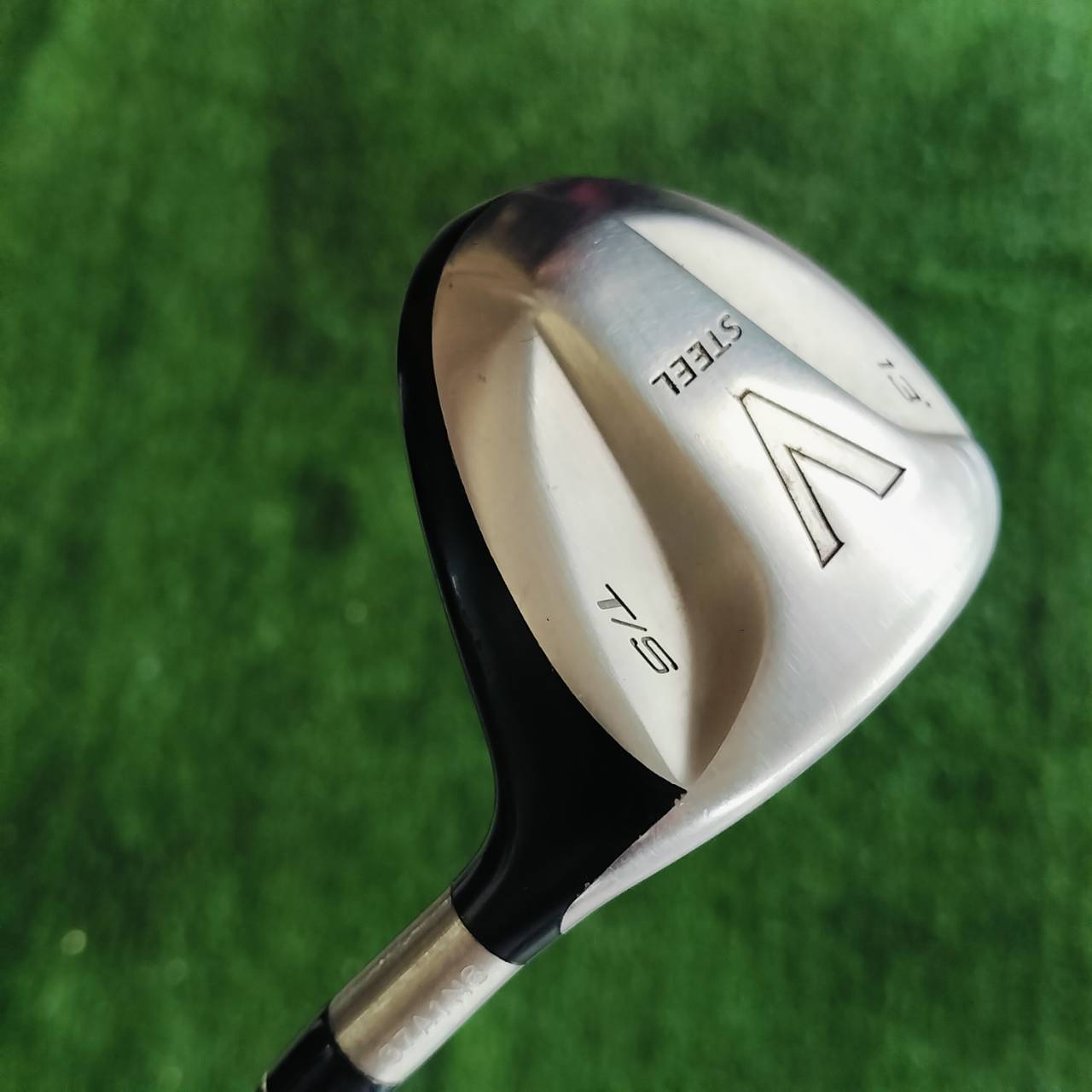 FW3 T/S TAYLORMADE V STEEL องศา 13 สเปคโหดที่สุด มันส์แน่!!! องศาชัน ก้านเหล็ก เป็น DYNAMIC GOLD LITE FLEX R ก้านเบา เป็นรุ่นที่ตีดีมากๆ ไม้กอล์ฟพรีเมี่ยมมือสอง ของแท้ By NakaraLuxurious