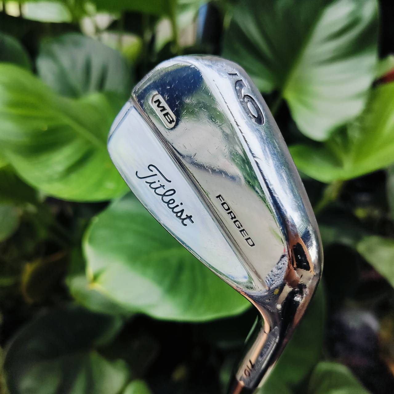 เหล็ก 9 Titleist MB FORGED 710 ** ก้านสติ๊กเกอร์หาย แต่ที่ลอง** ความแข็งประมาณ FLEX SR ค่ะ เหล็ก FORGED หลังกล้าม เต็มๆ