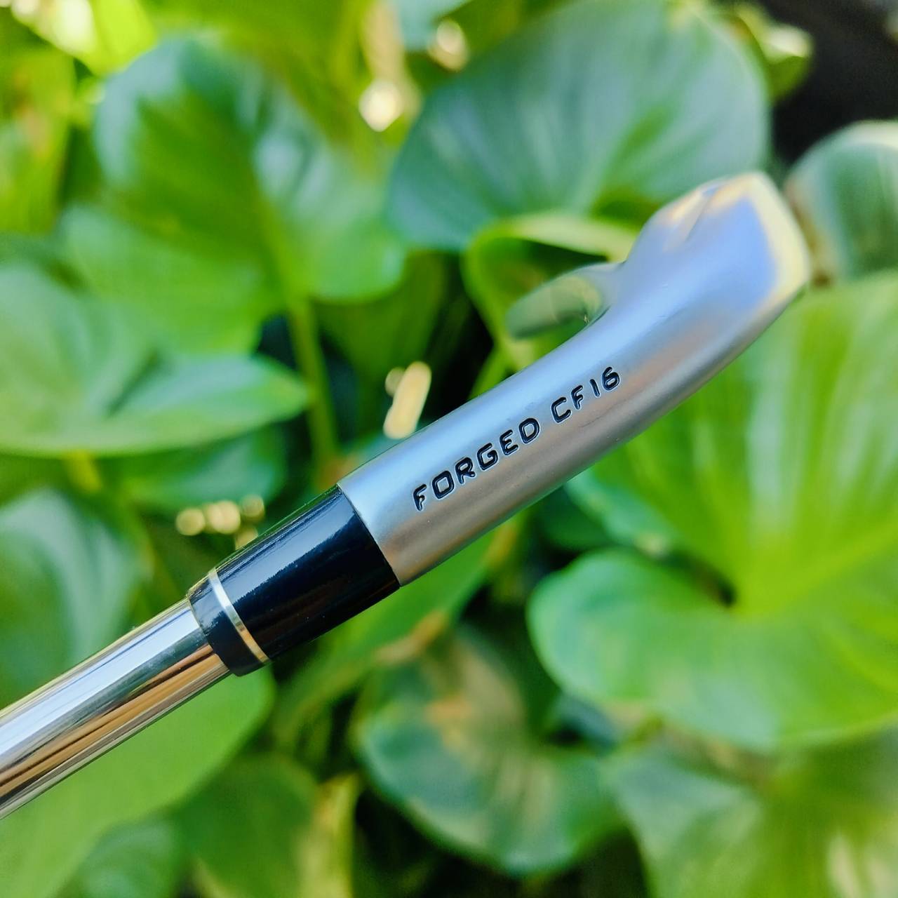 ชุดเหล็ก Callaway APEX FORGED CF 16 สภาพสวยมากๆ เดิมๆ ทุกเหล็กเลยค่ะ Face Cup 360 ชั้นนำในอุตสาหกรรมกอล์ฟ หน้าเด้ง COR สูงสุดตามกฏ USGA ตีง่าย ไกล ฟีลลิ่งพรีเมี่ยมที่สุด ไม้กอล์ฟพรีเมี่ยมมือสอง ของแท้ By NakaraLuxurious