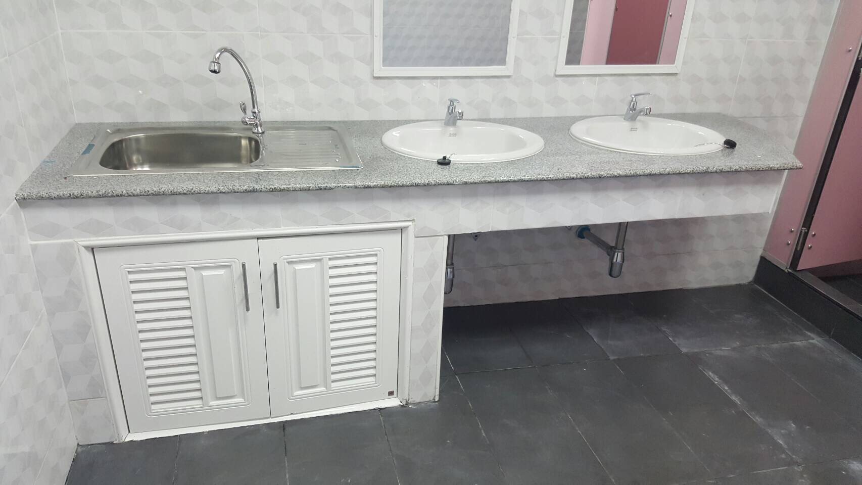 งานปรับปรุงห้อง และห้องน้ำ-ห้องส้วมอาจารย์สาขาโภชนาการและหน่วยสอบทานทรัพยากรสุขภาพ รพ.ศิริราช