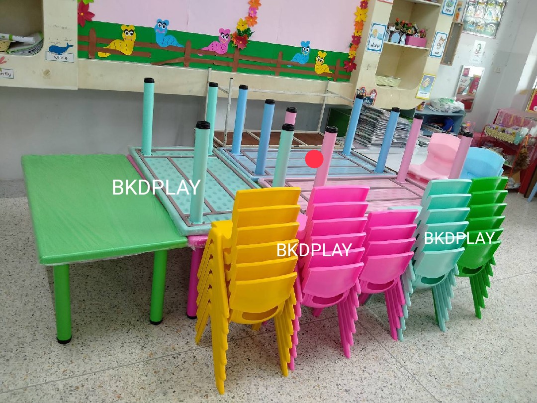 โต๊ะนักเรียน,โต๊ะเขียนหนังสือเด็ก,โต๊ะเรียน, โต๊ะสี่เหลี่ยมผืนผ้า พลาสติก ปรับระดับได้ ราคาโรงงาน พร้อมส่ง