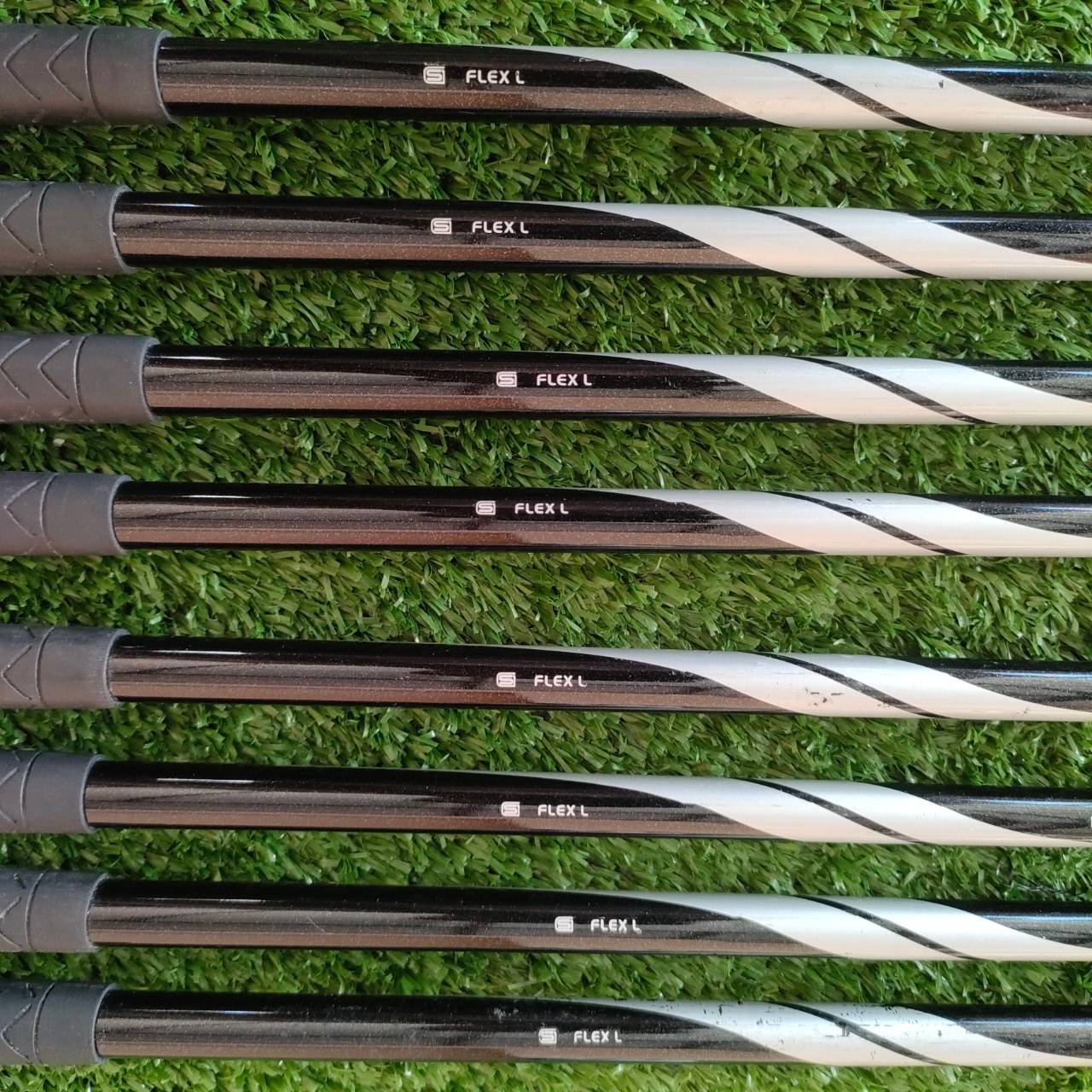 ** ไม้กอล์ฟสำหรับผู้หญิง ** ชุดเหล็ก X5 FORGED มีเหล็ก 4-9 เเละ PW SW ก้าน MEMORY ACTION FLEX L เหล็ก FORGED CAVITY ตีทั้งง่าย นุ่มพรีเมี่ยม รุ่นนี้ออกใหม่ 4 หมื่น บาท