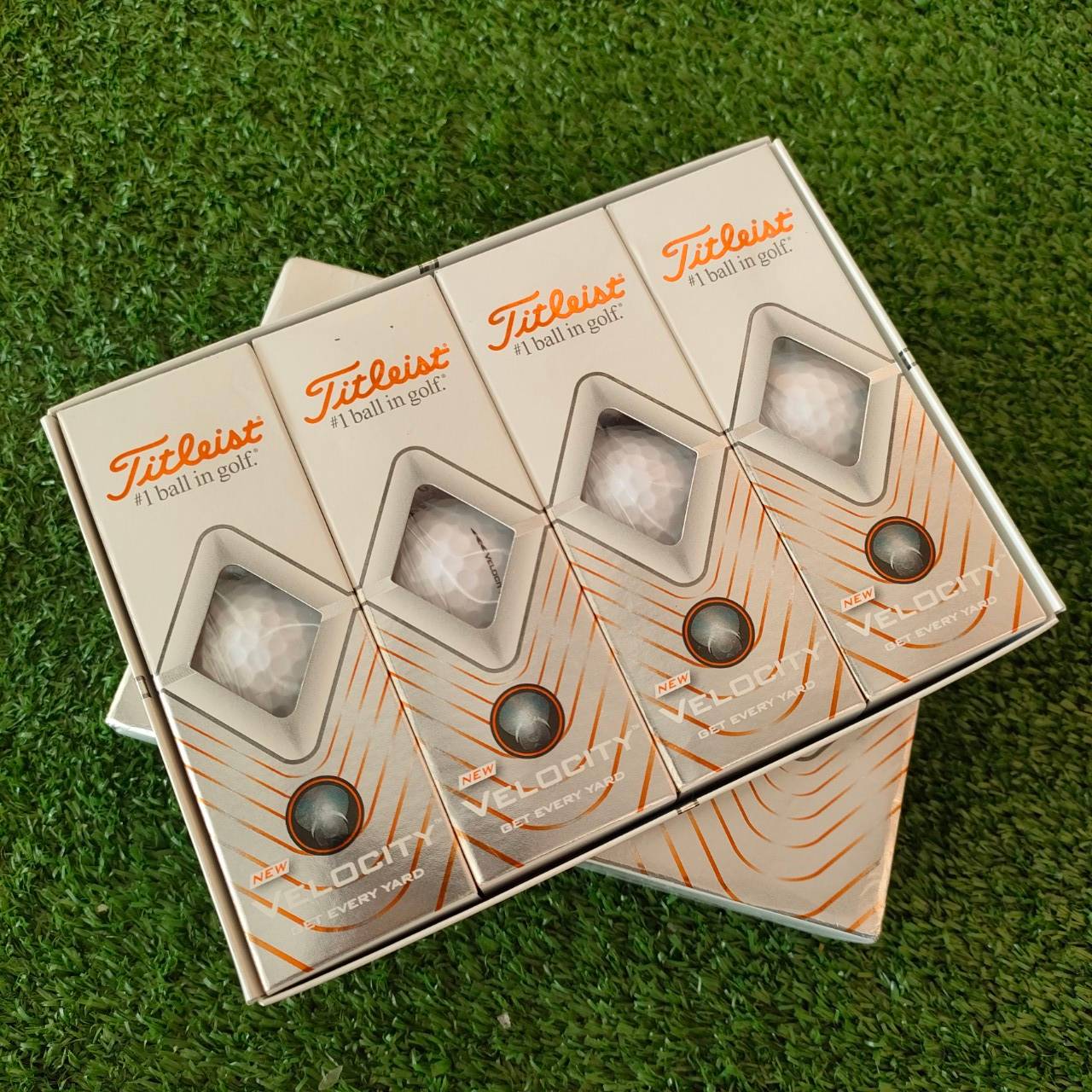 ลูกกอล์ฟ TITLEIST VELOCITY มือหนึ่ง ขายเป็นโหล 1 กล่อง มี 12 ลูก มือหนึ่ง ของแท้ BY NakaraLuxurious