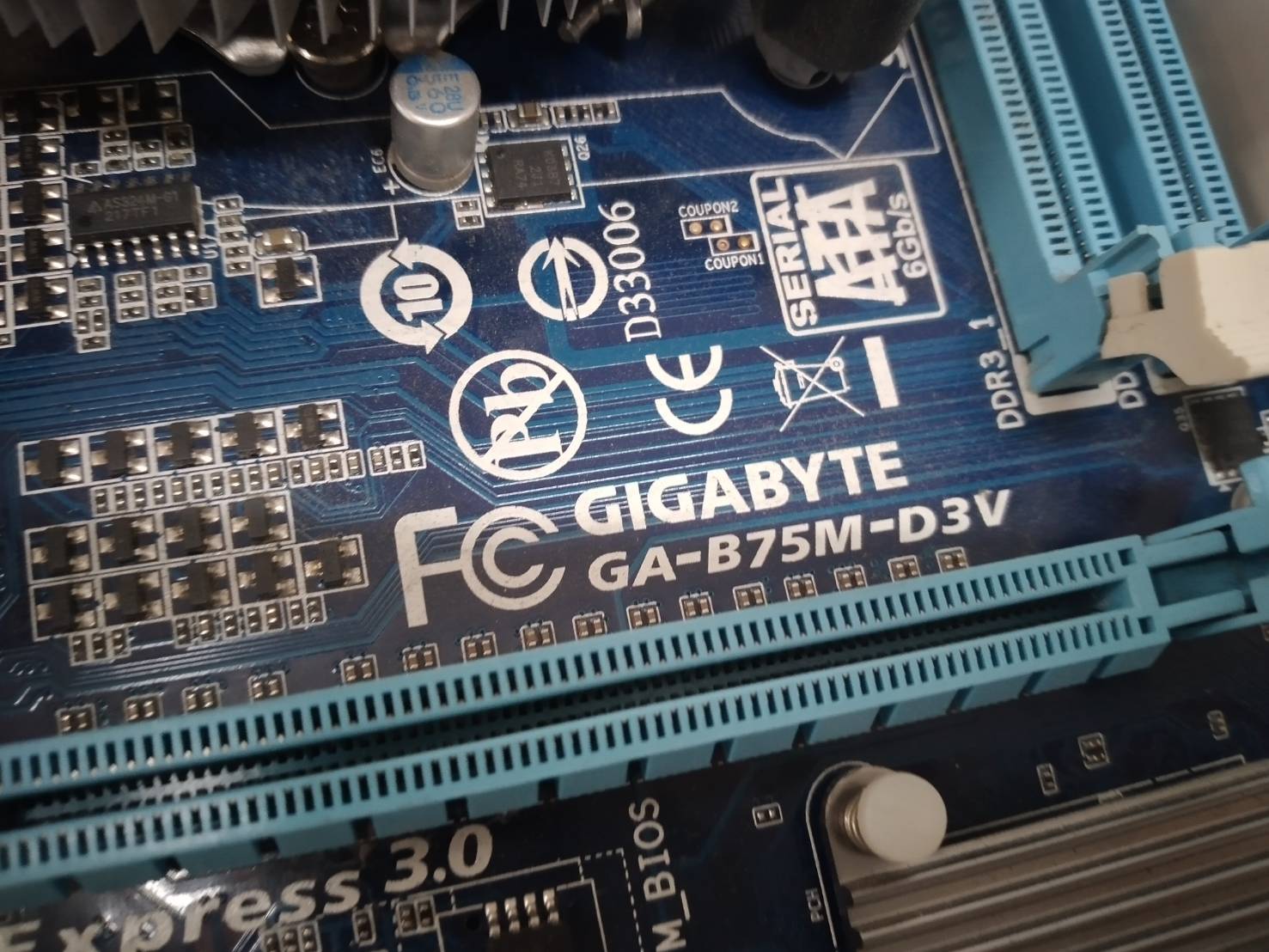 GA-B75M-D3V (rev. 1.1) พร้อม CPU i5-2310 และฝาหลัง