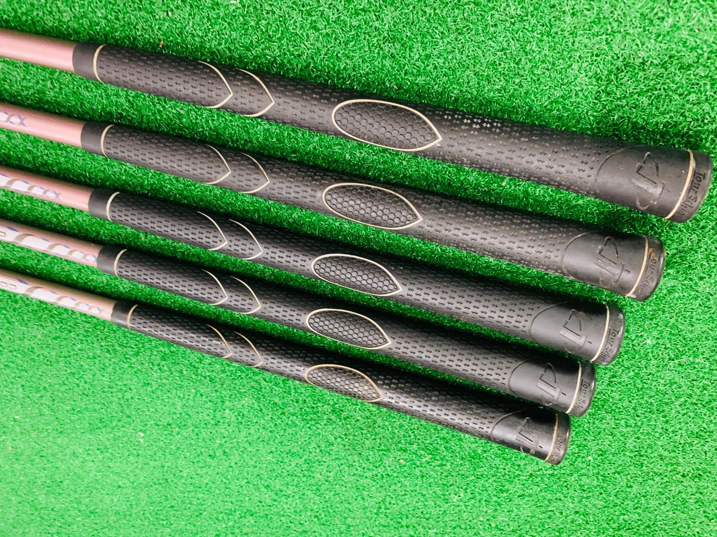 IRON SET WILSON X31 **ไม้กอล์ฟสำหรับผู้หญิง**