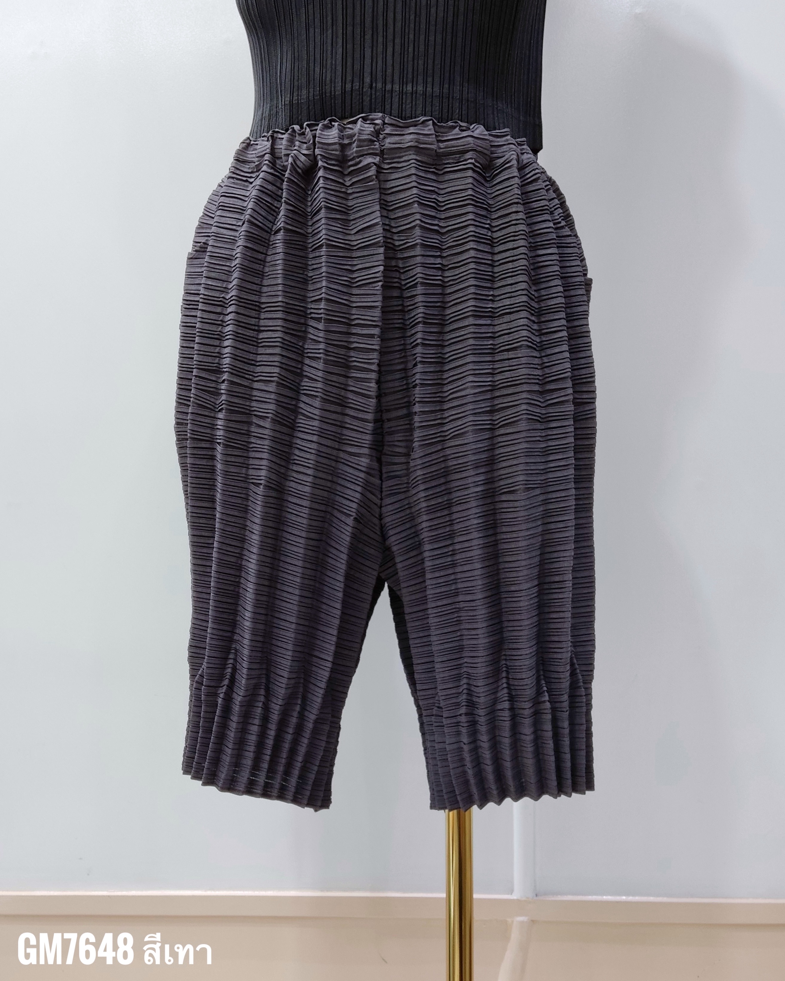 ยาว 19.5 นิ้ว 2MUAY รุ่น GM7648 กางเกงอัดพลีท DOUBLE PLEATED SHORT PANTS 4 สี FREE SIZE