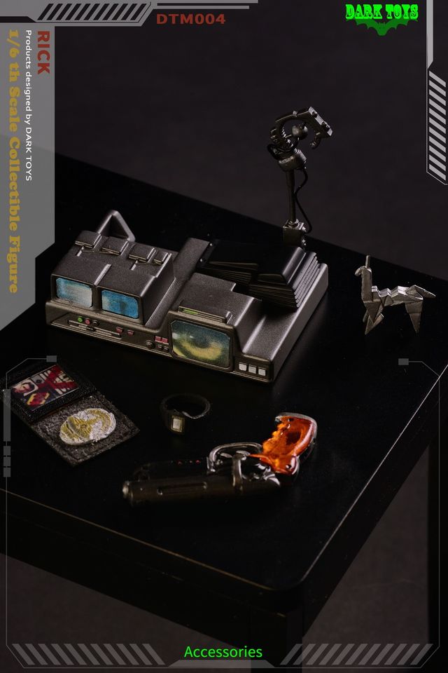 สั่งจอง]DARK TOYS DTM004 1/6 : Blade Runner - Rick DX