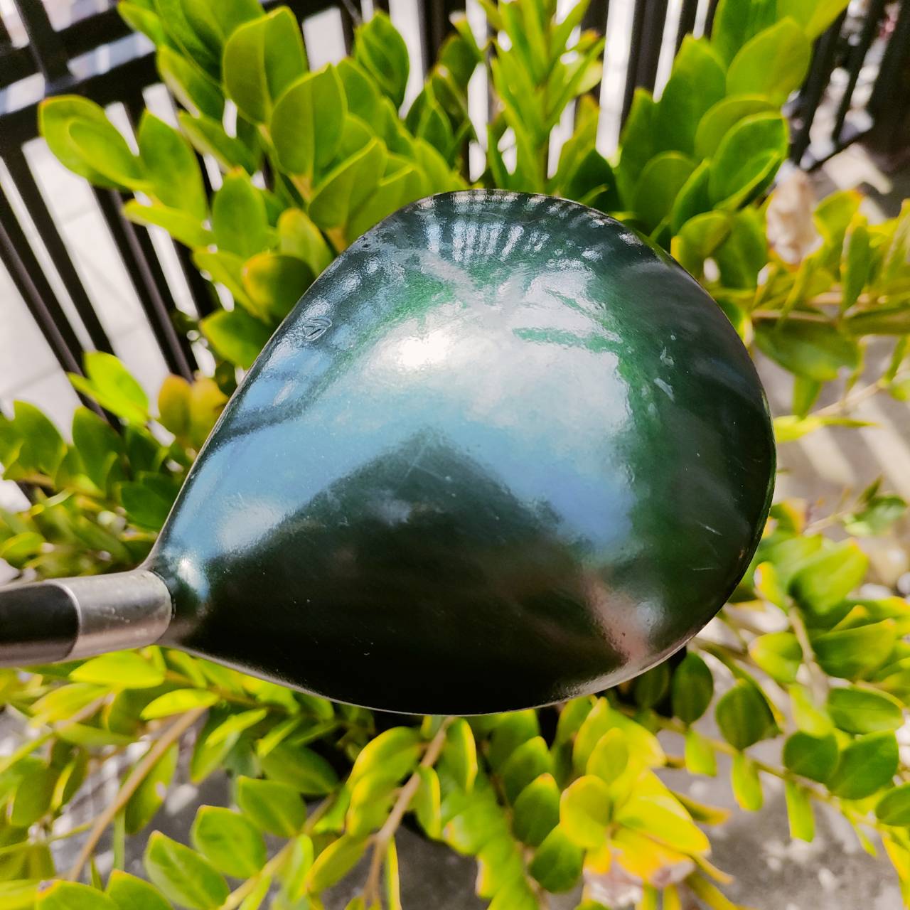 Driver Taylormade r7 460 องศา10.5 ก้านโม VISTAPRO FIFTY FLEX R หัวใหญ่ 460 CC. จุดสวีตสปอตกว้าง ตีโดนง่าย คุมทิศทางดีเยี่ยม ชดเชยความผิดพลาดสูงสุด และเร่งให้ได้ระยะมากที่สุด!!! ไม้กอล์ฟพรีเมี่ยมมือสอง ของแท้ By NakaraLuxurious